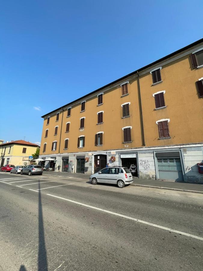 Apartamento De Sura - La Terrazza Sul Naviglio Milán Exterior foto